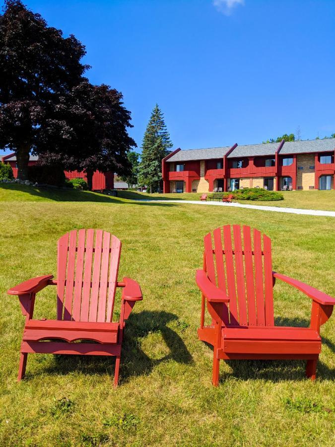 Cedar Hill Lodge Saint-Ignace Extérieur photo
