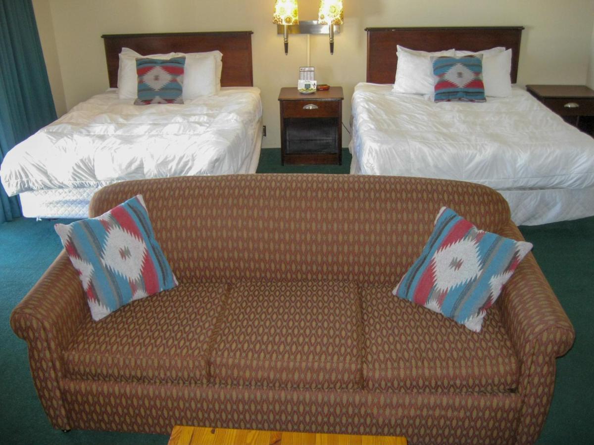 Cedar Hill Lodge Saint-Ignace Extérieur photo