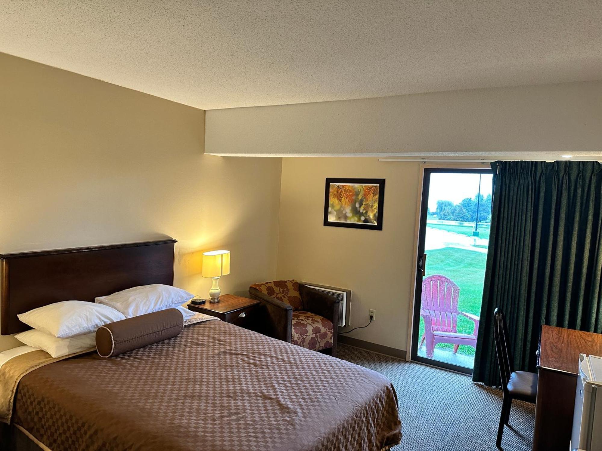 Cedar Hill Lodge Saint-Ignace Extérieur photo